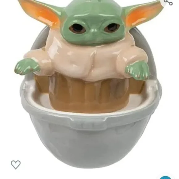 🍀NEW Star Wars Ceramic Salt and Pepper Set - Picture 2 of 4